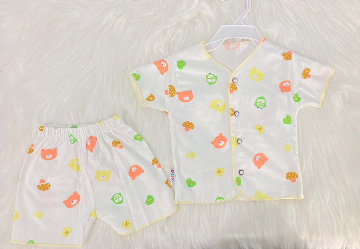 Newborn Baby Shirt and Pajama Set (0-3 Months)