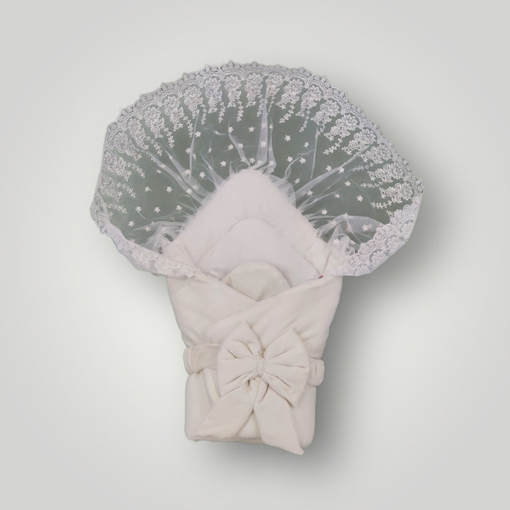Winter Velvet Baby Carry Nest 0–12 Months – Soft Plush Warm Sleeping Nest in Pakistan