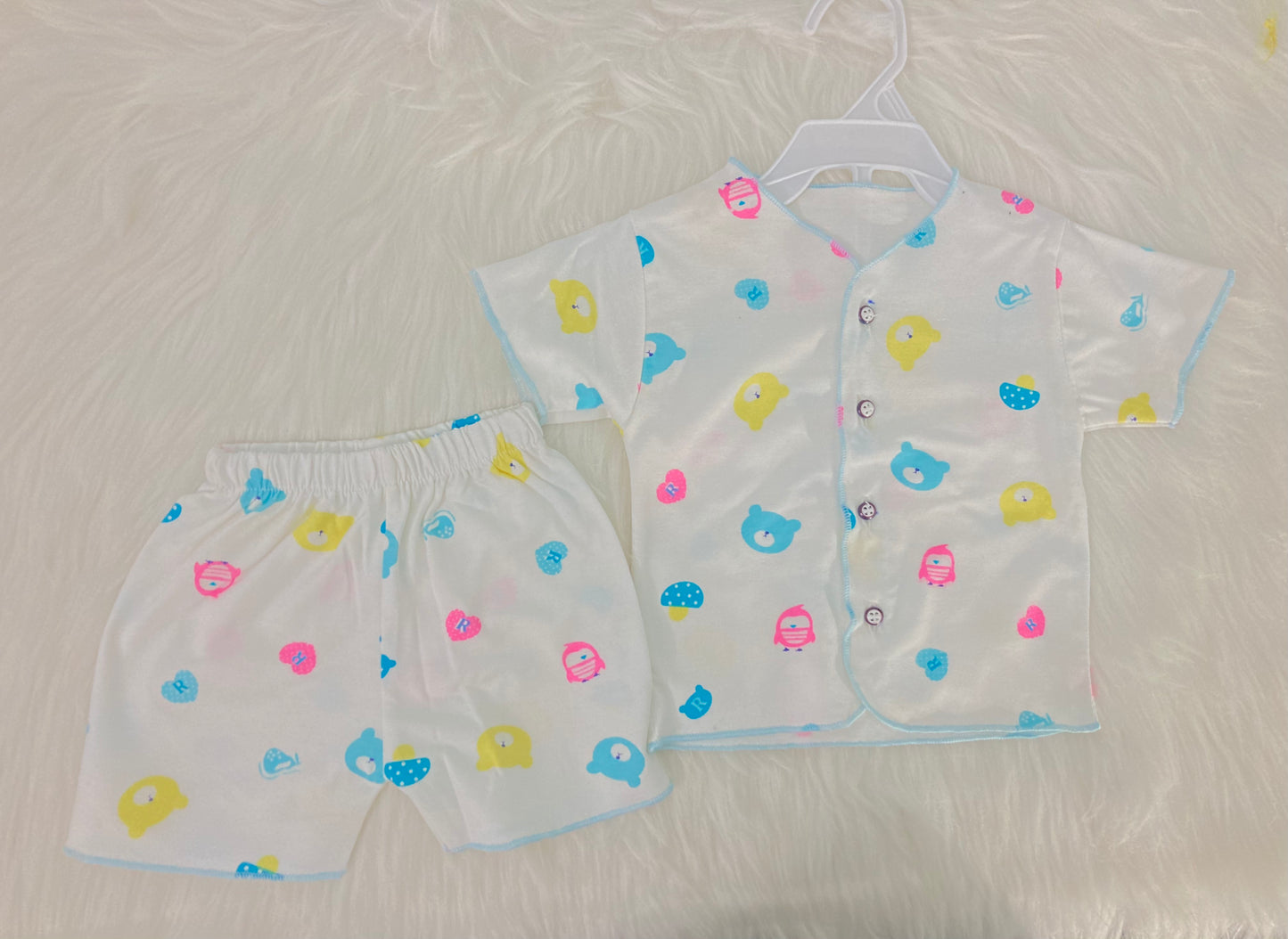 Newborn Baby Shirt and Pajama Set (0-3 Months)