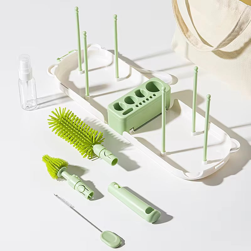 Bear design 7-in-1 baby bottle cleaning travel kit with drying rack and silicone brushes de-assembled 