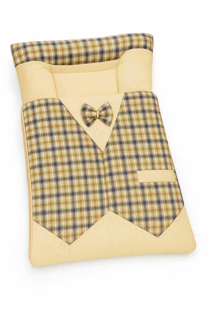 Baby Carry Nest with Bow – Soft All-Season Dual Zip Stylish Newborn Sleeping Nest in Pakistan