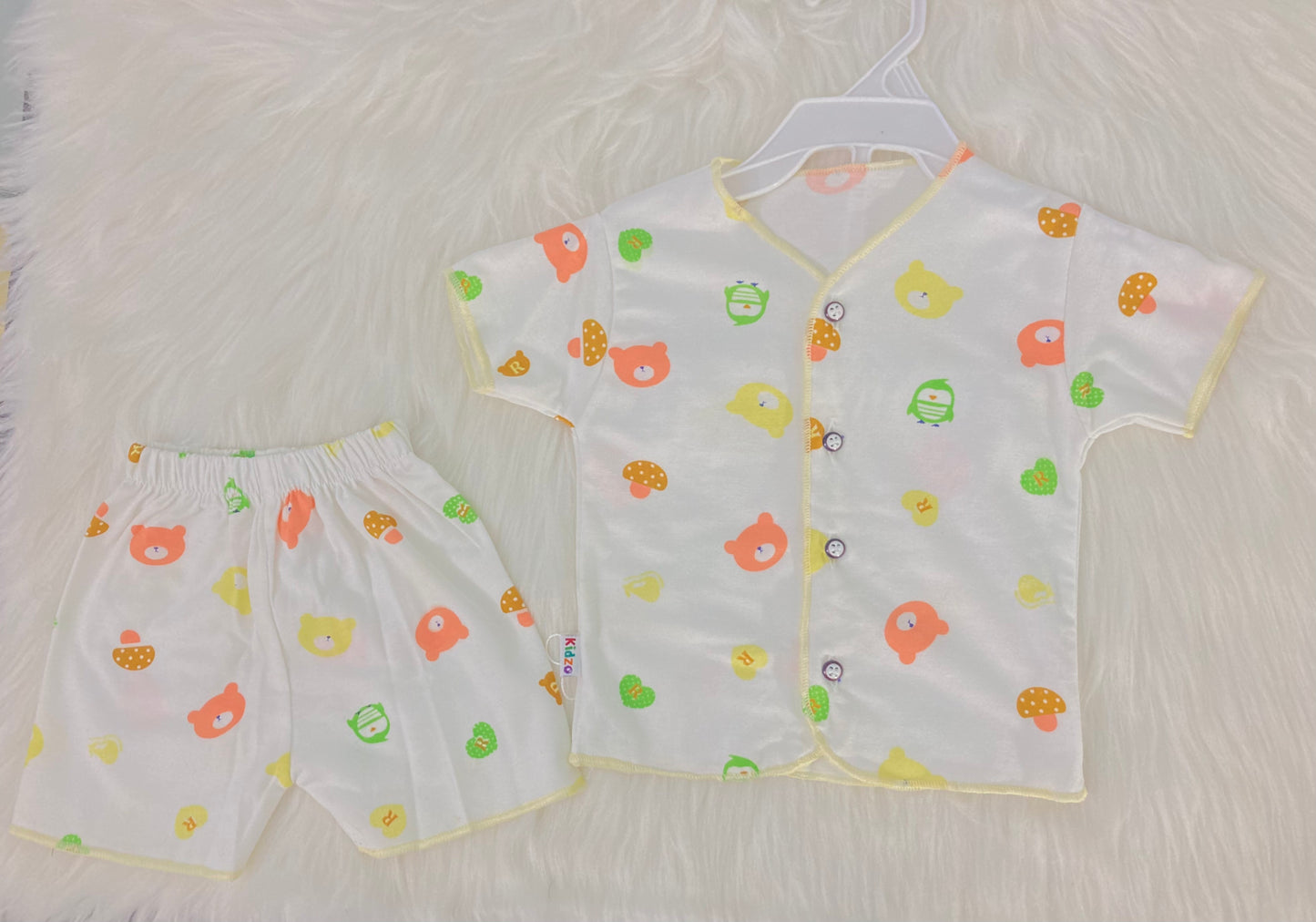 Newborn Baby Shirt and Pajama Set (0-3 Months)