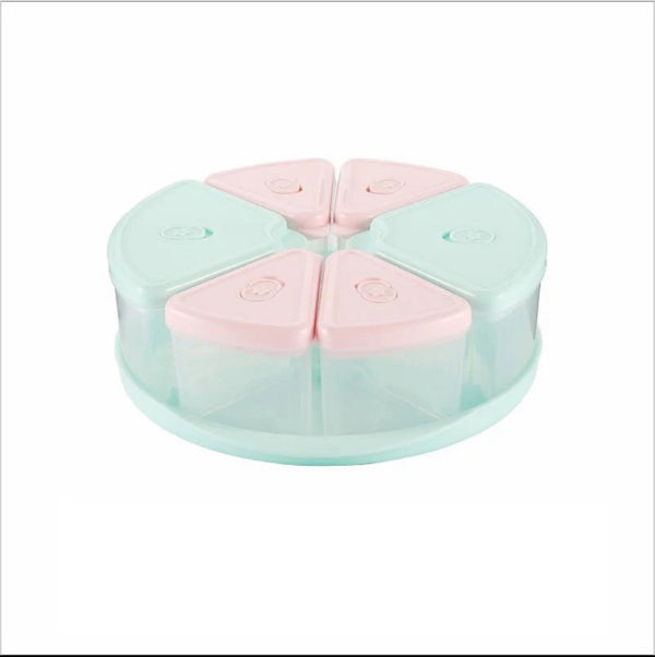 Baby food storage container with 6 compartments, perfect for storing snacks like dried fruits and nuts.