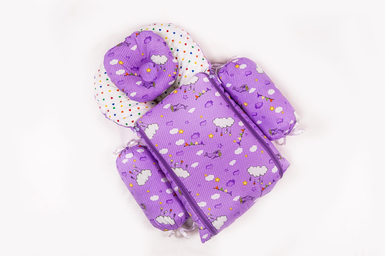 8-Piece Baby Bedding Set with Mosquito Net & Blanket – Cloud Pattern (Purple)