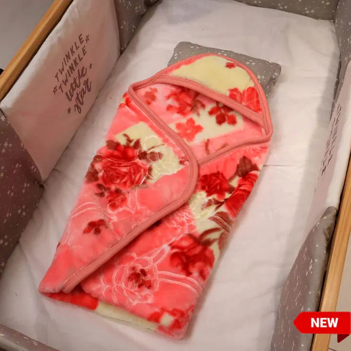 Baby hooded plush blanket in pink and red floral print