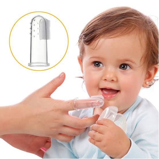 Soft silicone baby finger brush for gentle gum and teeth cleaning. Safe, flexible, and easy to use for early oral hygiene.