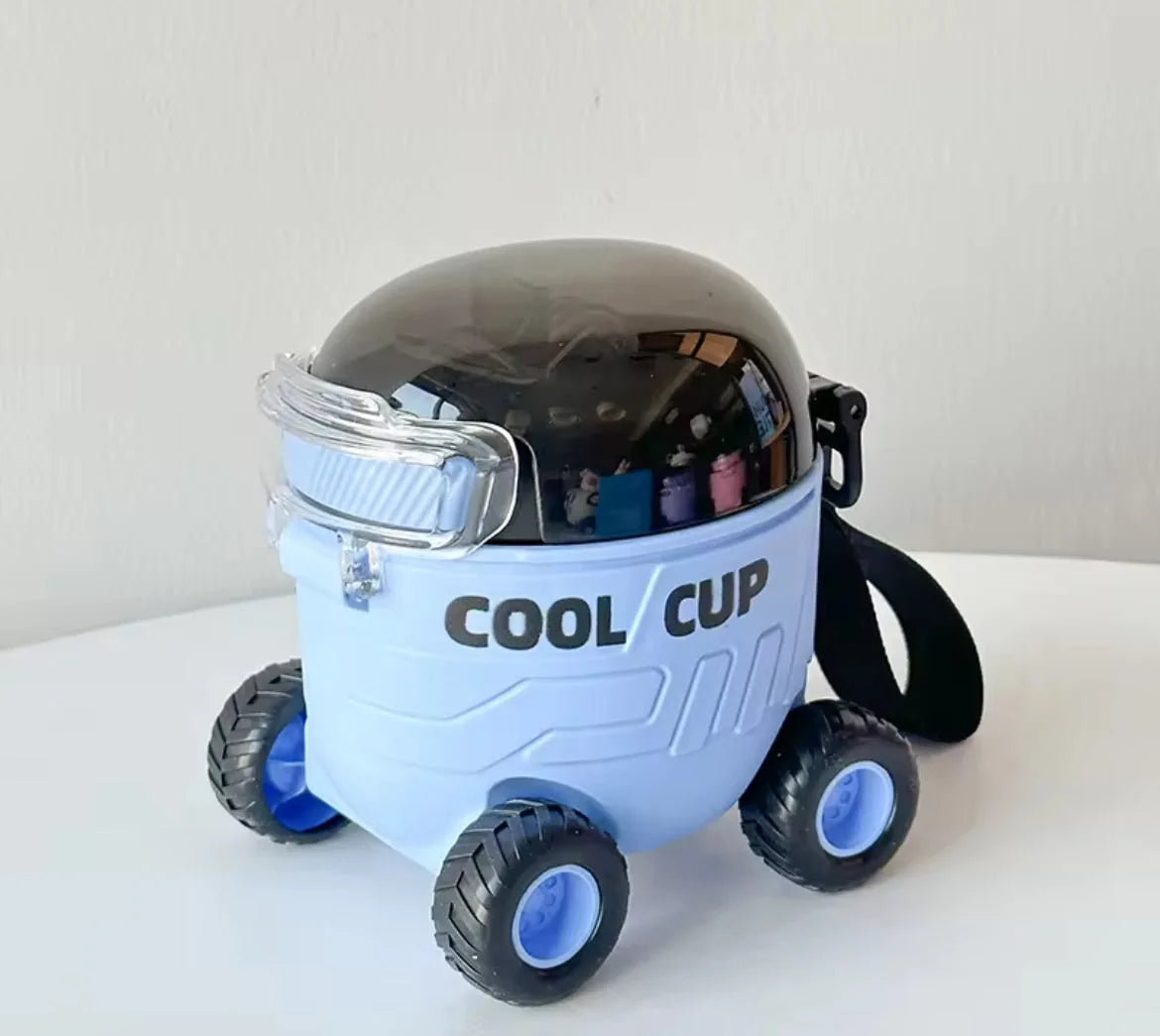Blue CoolCruiser car-shaped 550ml sipper cup with rolling wheels