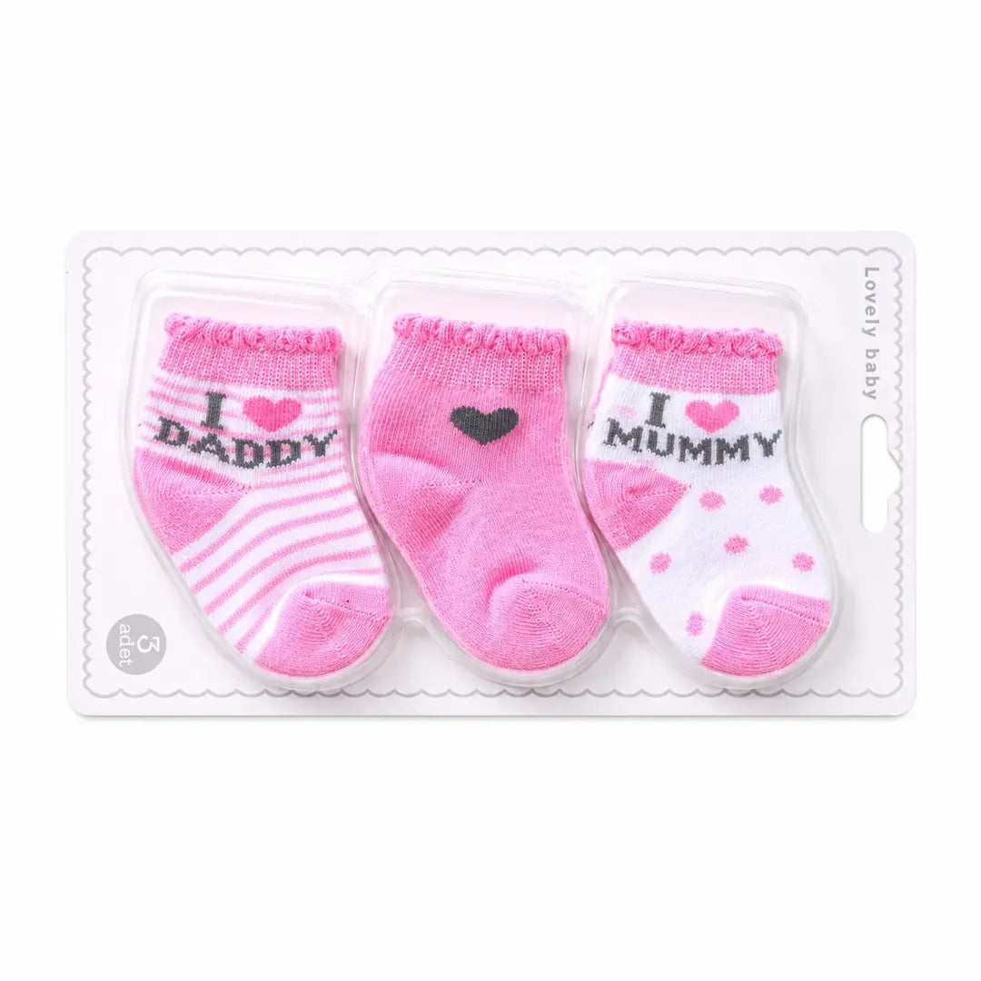 Pack of 3 pink and white Mummy Daddy heart cotton socks for baby girls aged 0–6 months